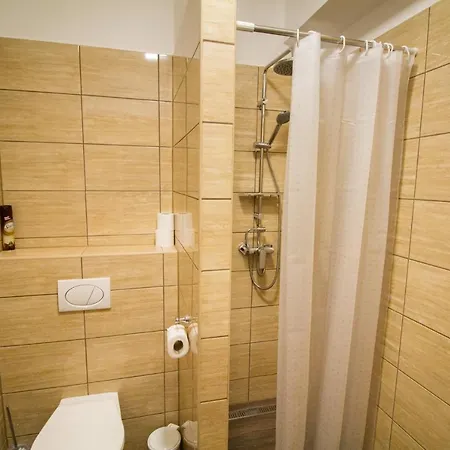 M7 Galéria Panzió Bed & Breakfast Letenye